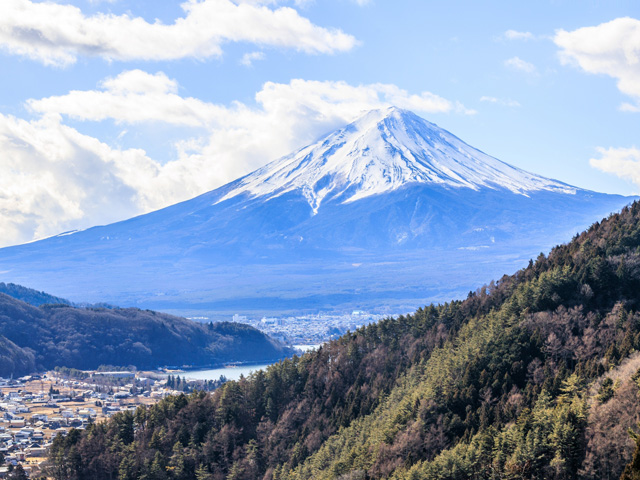 東出昌大の現在の住まいの場所は山梨のどこの山？山小屋の画像を調査